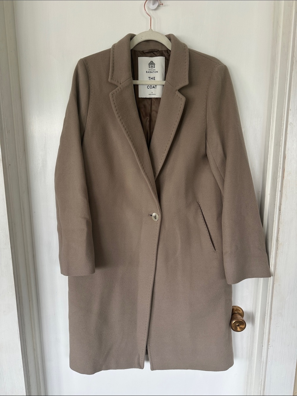 Aritzia Babaton Stedman Coat in Dovetail Taupe, Size Small! 🤎 - Picture 7 of 9